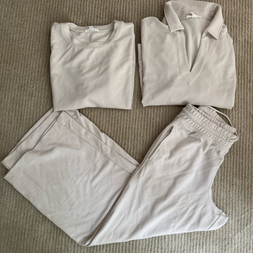 Splendid Cream Waffle Textured Tops and bottom set